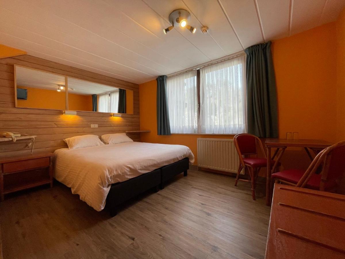 Hotel Les Arcades - La-Roche-En-Ardenne Екстер'єр фото