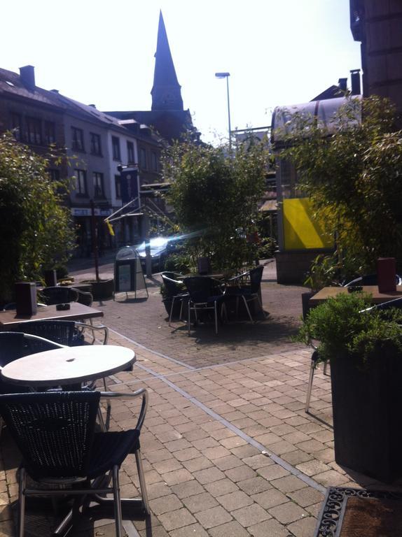 Hotel Les Arcades - La-Roche-En-Ardenne Екстер'єр фото